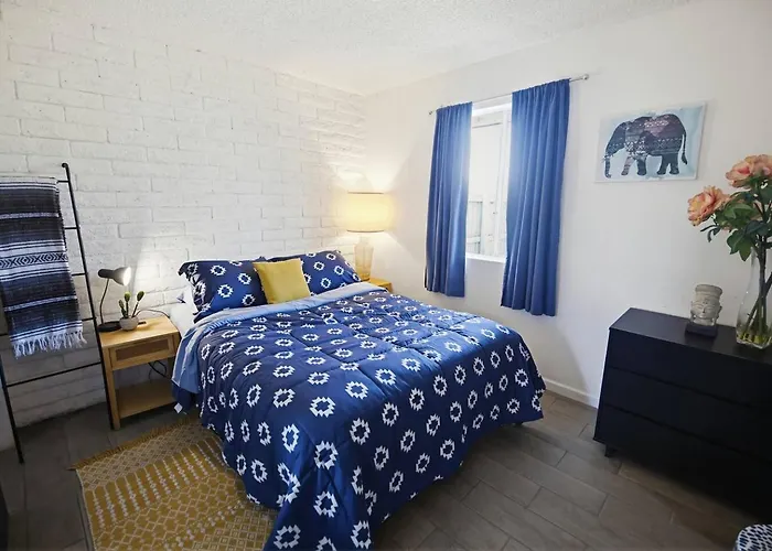 Cozy 2br Near Westgate & Stadium, Pets, Workspace Glendale