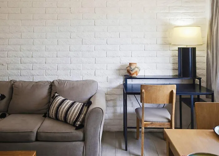 Cozy 2br Near Westgate & Stadium, Pets, Workspace Apartment