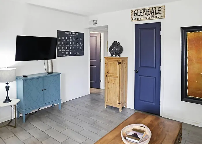 Cozy 2br Near Westgate & Stadium, Pets, Workspace Apartment Glendale