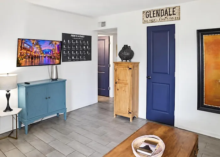 Cozy 2br Near Westgate & Stadium, Pets, Workspace Glendale